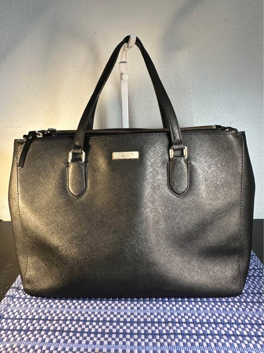 Kate Spade New York Laurel Way Leighann Leather Satchel Bag – Black